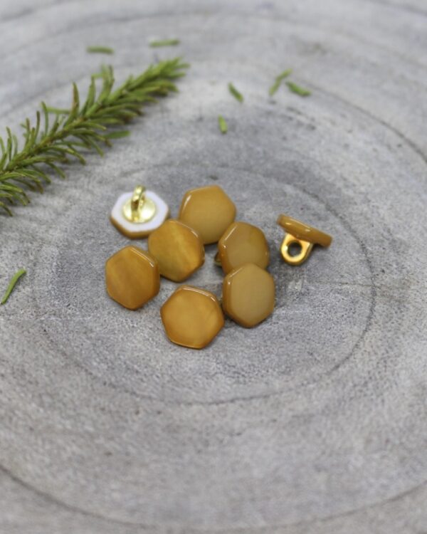 Ochre Quartz Button