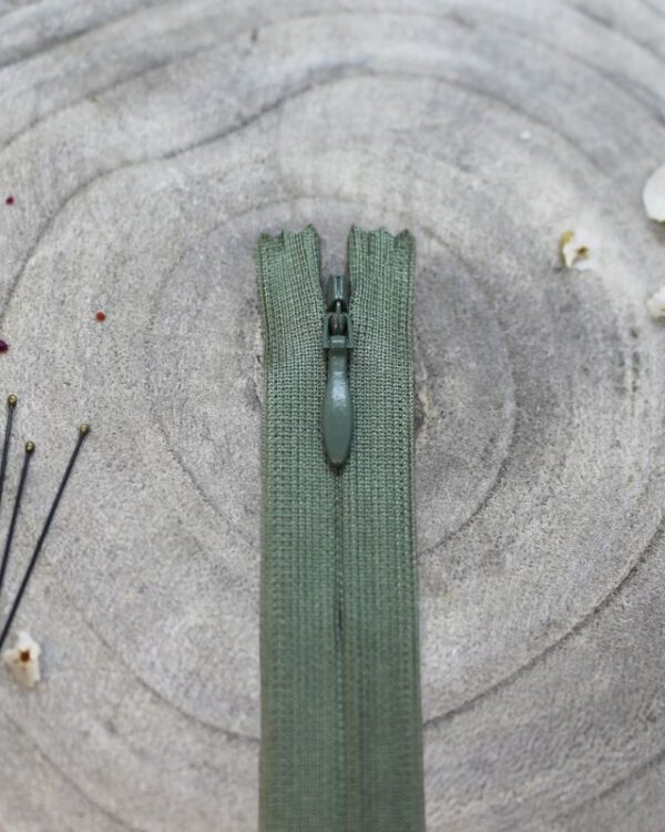 Atelier Brunette Cedar Zipper