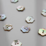 Shell Flower Button 15 mm