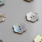 Shell Flower Button 15 mm