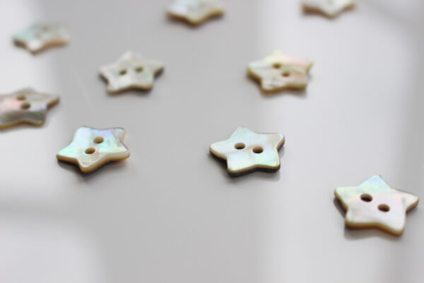 Shell Star Button 15 mm